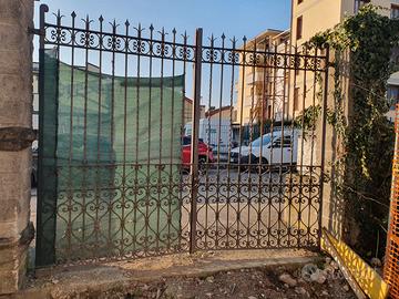 Cancello e cancelletto ferro battuto