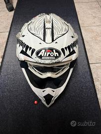 Casco moto airoh