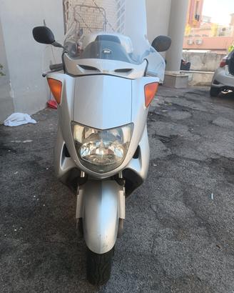 Honda Pantheon 150 