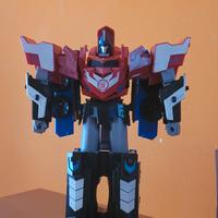 Transformers Robot Optimus