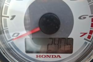 saver 450 con motore honda 40 cv 4t e posto barca
