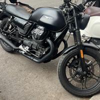 Moto Guzzi V7 III Stone