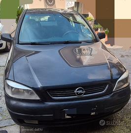 Auto Opel Astra