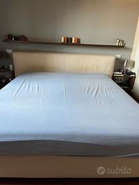 Letto FLOU "LEVANZO" matrimoniale con contenitore