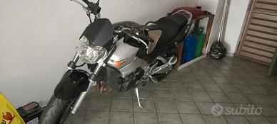Suzuki gsr 600