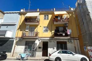 3 LOCALI A BARLETTA
