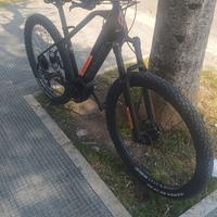 bici legnano  a pedalata assistita come nuova 