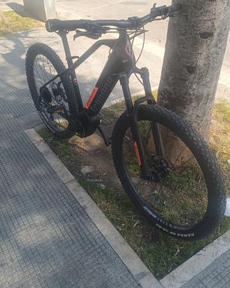 bici legnano  a pedalata assistita come nuova 