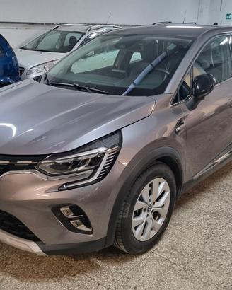 Renault Captur Plug-in Hybrid E-Tech 160 CV Intens