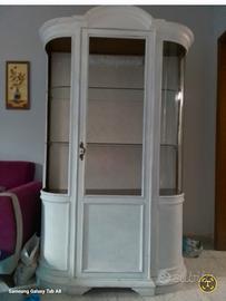 CREDENZA