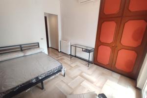 Camere singole in attico arredato Via La Marmora