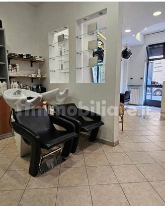 Attività di parrucchiera/estetica