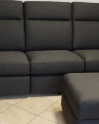 Divano Poltrone Sofà 3 posti con pouf e relax elet