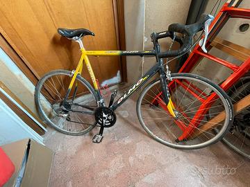 Bicicletta da corsa Olmo