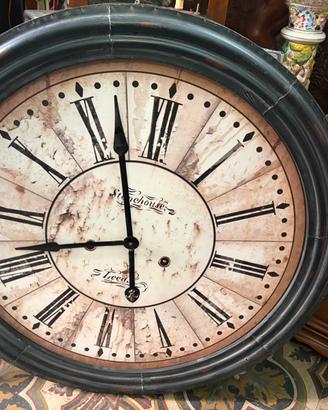 Orologio da parete in metallo