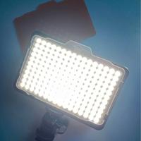 Neewer Pannello Luce 176 LED