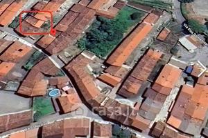 Casa indipendente a Alice Castello, 4 locali