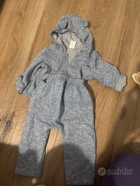 Stock vestiti neonato