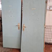 Porte e maestà in legno per interno usate