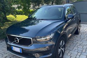 Volvo xc40 T2 2022