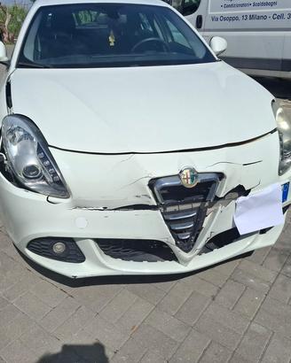 ALFA GIULIETTA 1.6 SINISTRATA MARCIANTE
