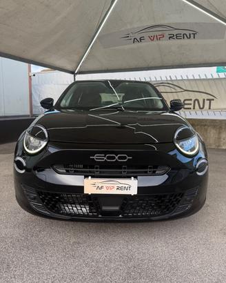 Fiat 600 Hybrid 110 CV DCT MHEV La Prima