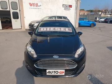 Ford Fiesta 1.5 TDCi 75CV Neopatentati 2015