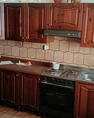cucina in legno massello