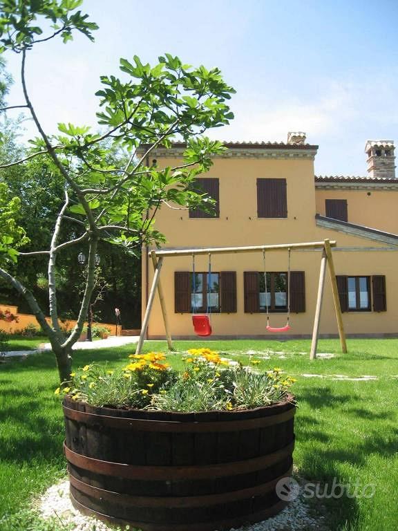 Rustico / Casale di 260 m² con più di 5 locali a A - View 3