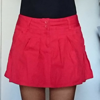 Gonna corta rossa Benetton