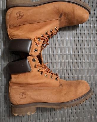 Varie scarpe da uomo, numeri 42-43 leggi sotto