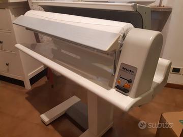macchina da stiro a rullo - stiratrice