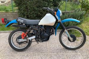 Suzuki DR 400 S