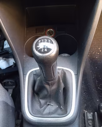 Cambio manuale 5 marce VW POLO 6R 2012 1.2D KW55 m