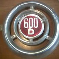 Stemma centrale FIAT 600 D, originale anni '70