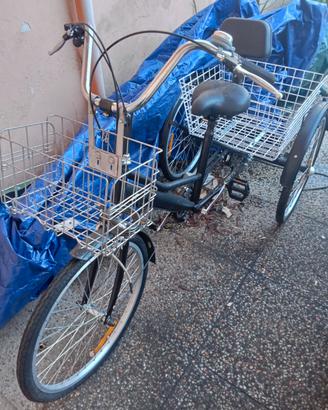 Bicicletta a tre ruote nuova