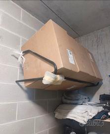 Supporto / porta gomme 