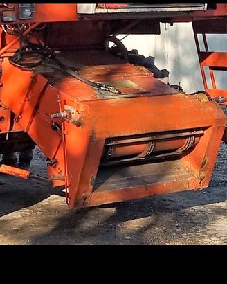 Canale elevatore universale  Laverda M 132