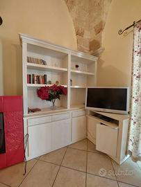 Libreia bianca decape’