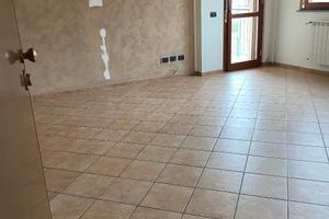 4 locali + doppi servizi -box