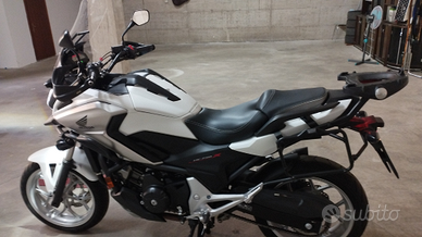 Moto Honda nc 750 x