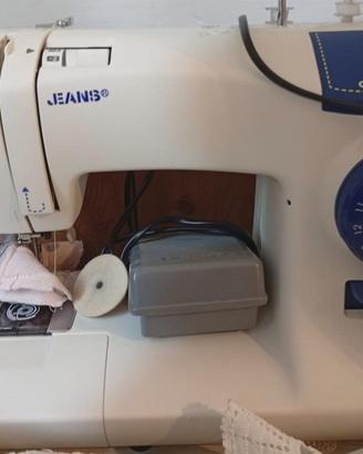 MACCHINA DA CUCIRE TOYOTA JEANS