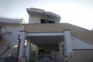 Pescoluse Con posto auto interno piano primo