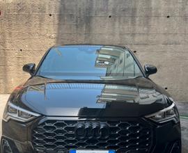 AUDI Q3 SPB 35 2.0 TDI Identity Black s-tronic