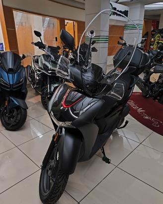 Honda SH 125 Sport GT 26