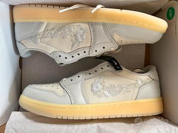 Jordan 1 low OG “Floral Swoosh”