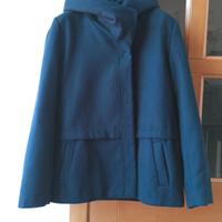 Giacca corta con cappuccio 