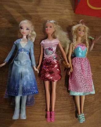 bambole di Elsa e Barbie 