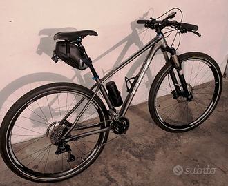 Trek Superfly 6 Taglia M Sram Rockshox 29" Shimano
