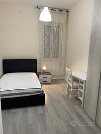 Stanza singola Zona Policlinico Stazione Piccola